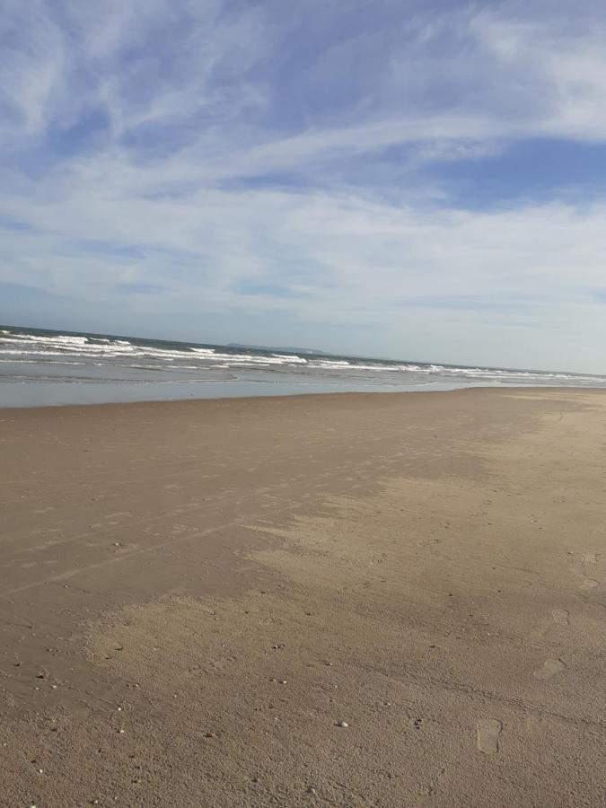 Apartamento Aconchegante 2 Quartos Com Suite Na Praia De Guaibim Exteriör bild